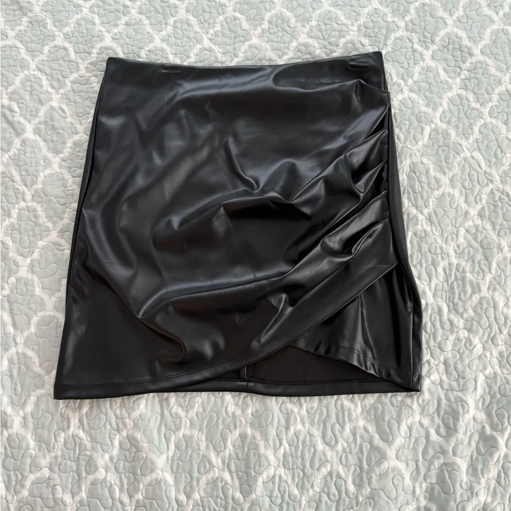 Elegant Black Faux Leather Skirt